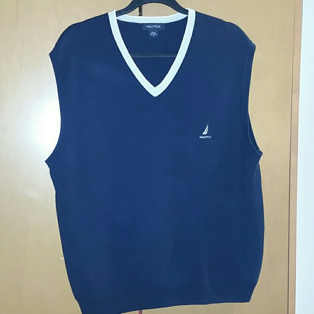 Nautica Men's Sweater Vest. Size Large.